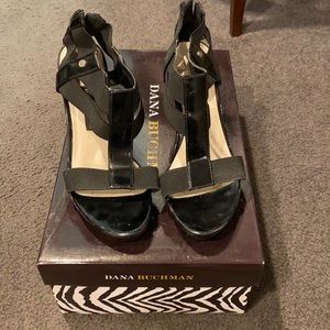 Dana Buchman Black Wedges Size 7